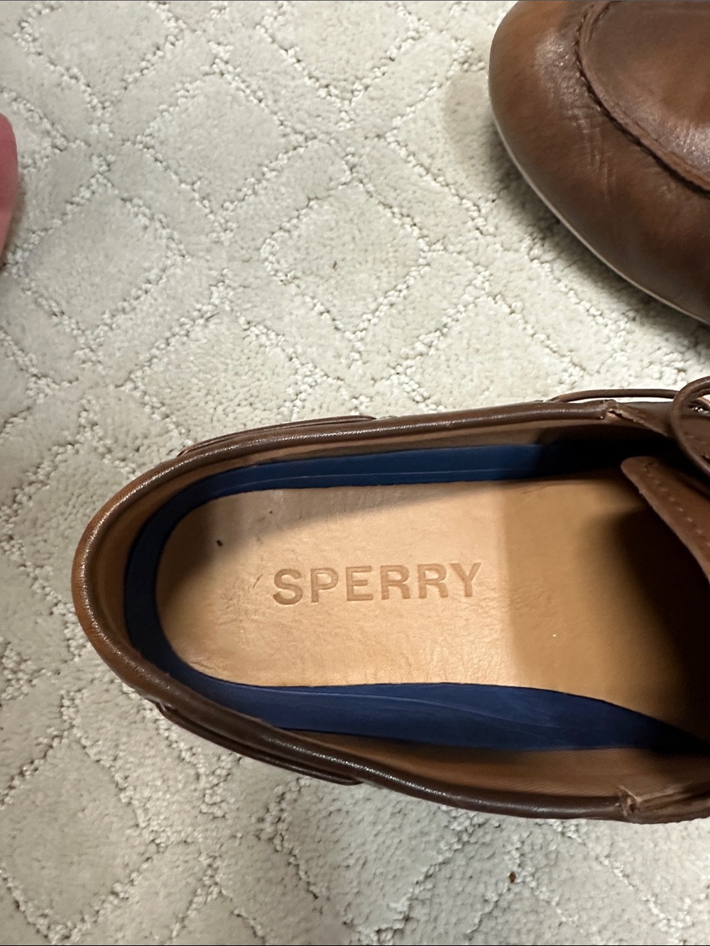Sperry women’s slim Brown Leather Boat Shoes - Picture 2 of 4